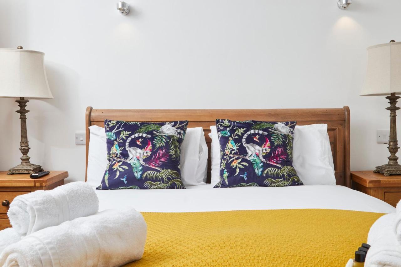 The Nutcracker Suite - Self Check-In, Self-Catering Apartment For East Midlands Airport Kegworth Extérieur photo