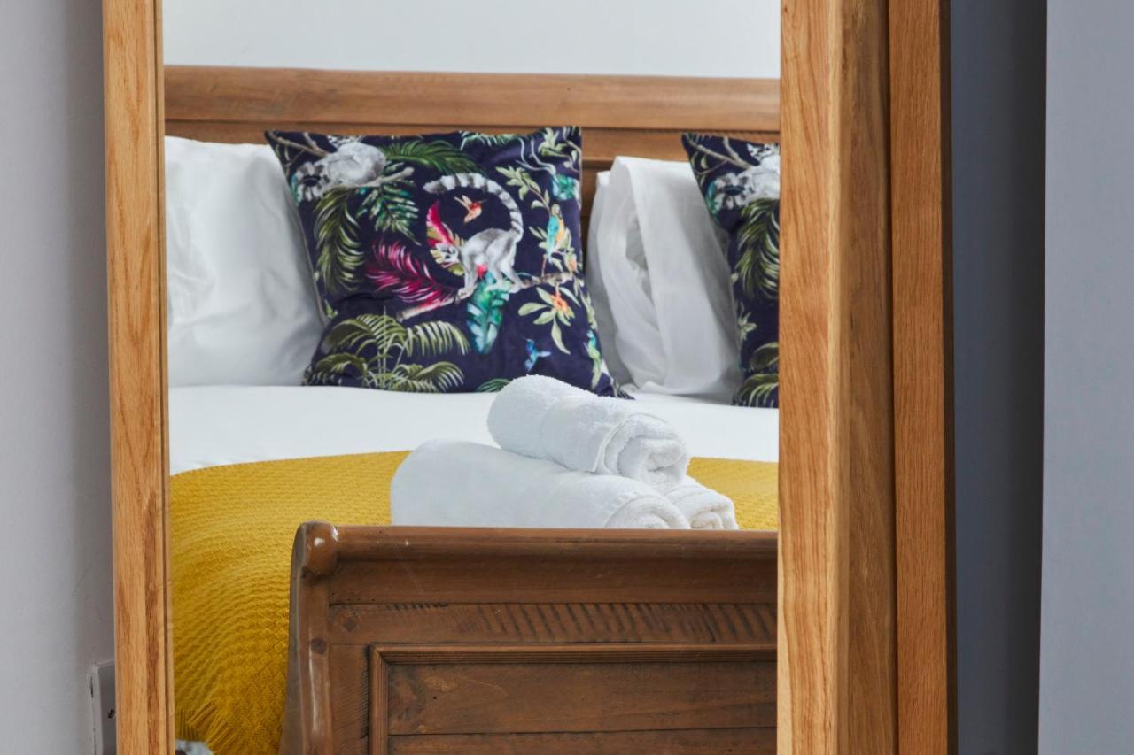 The Nutcracker Suite - Self Check-In, Self-Catering Apartment For East Midlands Airport Kegworth Extérieur photo